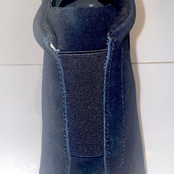 Aqua College black suede wedge athletic bootie/ sneakers.Waterproof.Size 7.5.NWT - Picture 7 of 11